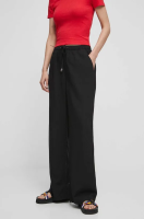 foto штани з домішкою льону medicine жіночі колір чорний широке висока посадка